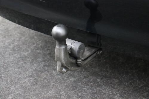 BMW 320 TOURING  iA + PDC + CRUISE + HALF/LEDER + ALU 17 + TREKHAAK 