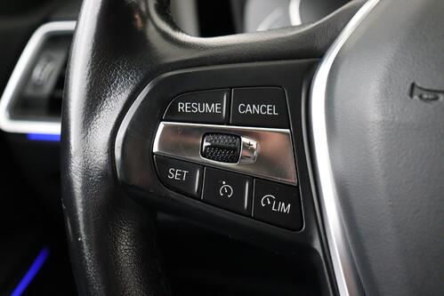 BMW 320 TOURING  iA + PDC + CRUISE + HALF/LEDER + ALU 17 + TREKHAAK 