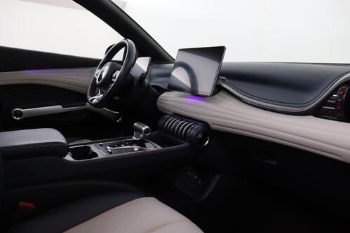 BYD ATTO 3 COMFORT + A/T + GPS + LEDER + CAMERA + PDC + PANO DAK + CRUISE(ACC) + ALU 18