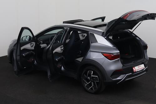 BYD ATTO 3 COMFORT + A/T + GPS + LEDER + CAMERA + PDC + PANO DAK + CRUISE(ACC) + ALU 18