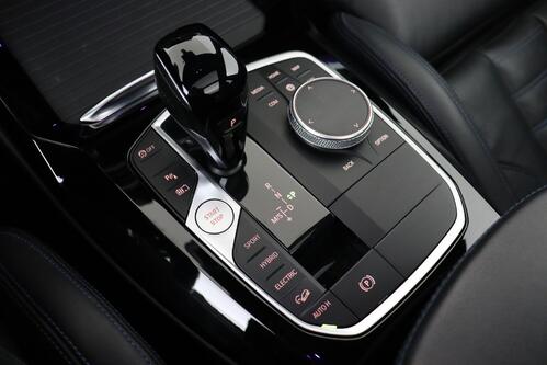 BMW X3 M-SPORT X-DRIVE 30 e-iA + GPS + LEDER + CARPLAY + CAMERA + PDC + PANO DAK + CRUISE(ACC) + ALU 20
