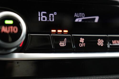 BMW 530 e iA M-SPORT XDRIVE PHEV + CARPLAY + GPS + CAMERA + PDC + CRUISE + LEDER + SCHUIFDAK + ALU 19