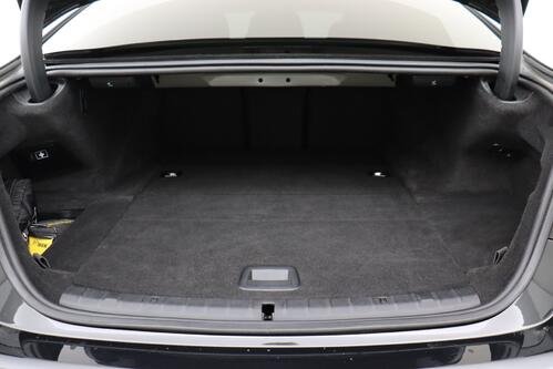 BMW 530 e iA M-SPORT XDRIVE PHEV + CARPLAY + GPS + CAMERA + PDC + CRUISE + LEDER + SCHUIFDAK + ALU 19