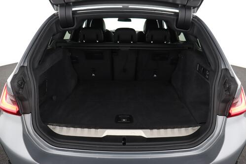 BMW 320 e TOURING SPORT iA  M-SPORT + GPS + LEDER + CARPLAY + CAMERA + PDC + CRUISE + PANO DAK + ALU 18