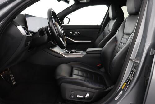 BMW 320 e TOURING SPORT iA  M-SPORT + GPS + LEDER + CARPLAY + CAMERA + PDC + CRUISE + PANO DAK + ALU 18