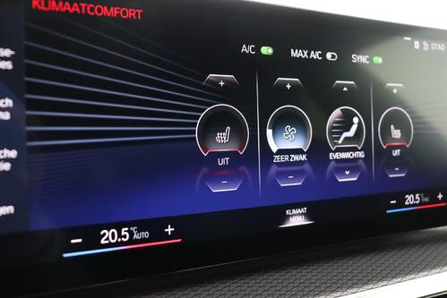 BMW 320 e TOURING SPORT iA  M-SPORT + GPS + LEDER + CARPLAY + CAMERA + PDC + CRUISE + PANO DAK + ALU 18