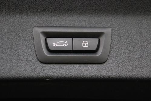 BMW X3 X-DRIVE 30 e IA M-SPORT + GPS + LEDER + CARPLAY + CAMERA + PDC + CRUISE(ACC) + PANO DAK + ALU 