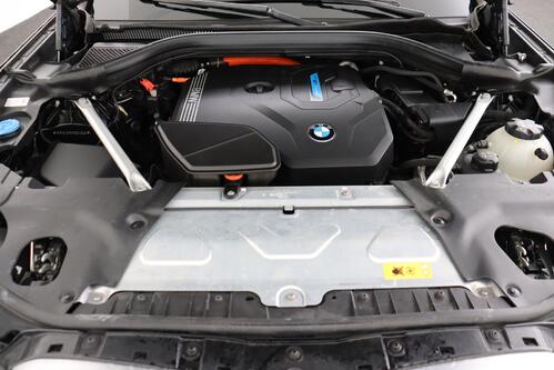 BMW X3 X-DRIVE 30 e IA M-SPORT + GPS + LEDER + CARPLAY + CAMERA + PDC + CRUISE(ACC) + PANO DAK + ALU 