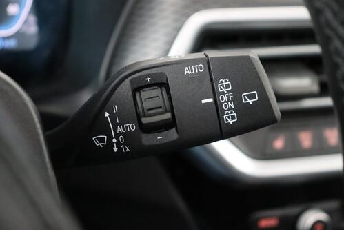 BMW X3 X-DRIVE 30 e IA M-SPORT + GPS + LEDER + CARPLAY + CAMERA + PDC + CRUISE(ACC) + PANO DAK + ALU 