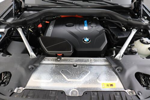 BMW X3 30 e IA M-SPORT XDRIVE PHEV + CARPLAY + GPS + CAMERA + PDC + CRUISE (ACC) + PANO + LEDER + ALU 20