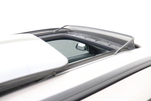 BMW X1 SDRIVE 18i + GPS + LEDER + CARPLAY + PDC + PANO DAK + CRUISE + ALU 