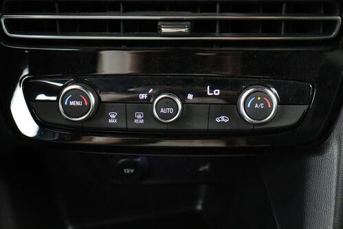 OPEL Mokka ULTIMATE 1.2 TURBO STAT STOP AT8 + CARPLAY + CAMERA + PDC + CRUISE + HALF-LEDER + ALU 