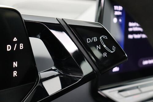 VOLKSWAGEN ID.3 PURE PERFORMANCE 45 kWh  + CARPLAY + GPS + PDC + ALU 