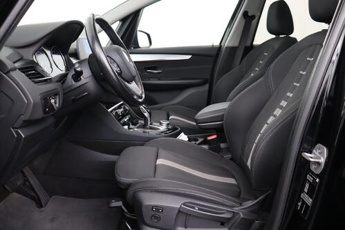 BMW 218 GRAN TOURER + 7 PL. + GPS + PDC + CRUISE + PANO + ALU 