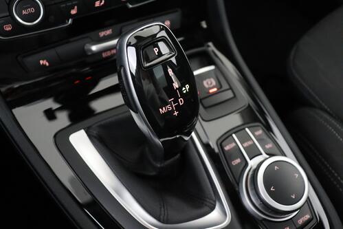 BMW 218 GRAN TOURER + 7 PL. + GPS + PDC + CRUISE + PANO + ALU 