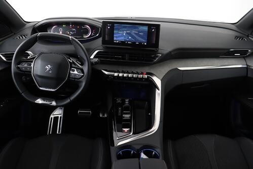 PEUGEOT 3008 1.2 T HYBRID 145 e-DCS6 GT-LINE + A/T + GPS + CARPLAY + CAMERA + PDC + CRUISE + HALF/LEDER + ALU 18