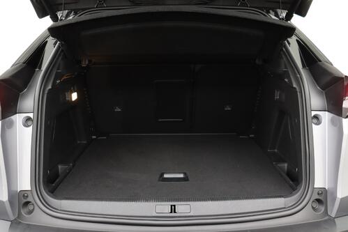 PEUGEOT 3008 1.2 T HYBRID 145 e-DCS6 GT-LINE + A/T + GPS + CARPLAY + CAMERA + PDC + CRUISE + HALF/LEDER + ALU 18