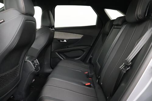 PEUGEOT 3008 1.2 T HYBRID 145 e-DCS6 GT-LINE + A/T + GPS + CARPLAY + CAMERA + PDC + CRUISE + HALF/LEDER + ALU 18