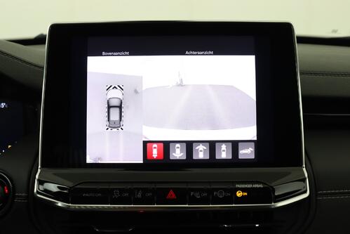 JEEP Compass 1.5 i HEV  + GPS + CAMERA + PDC + CRUISE + LEDER + ALU 