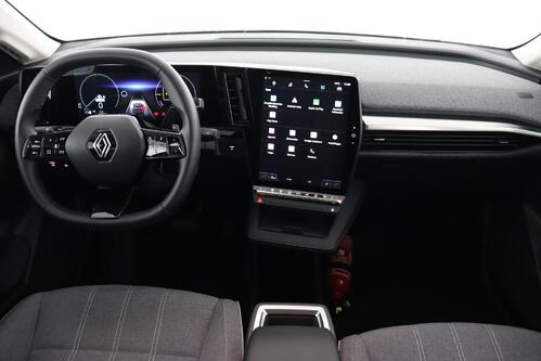 RENAULT Megane E-Tech *EVOLUTION ER EV60 SUPER CHARGE 60 kWh + A/T + GPS + CARPLAY + CAMERA + PDC + CRUISE (ACC) + ALU 18