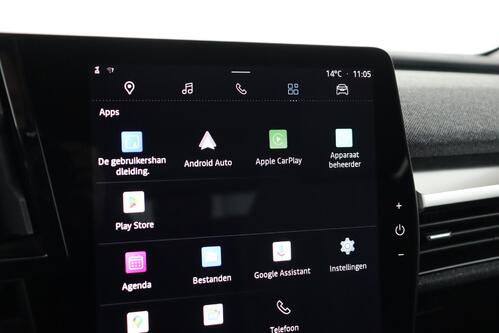 RENAULT Megane E-Tech *EVOLUTION ER EV60 SUPER CHARGE 60 kWh + A/T + GPS + CARPLAY + CAMERA + PDC + CRUISE (ACC) + ALU 18