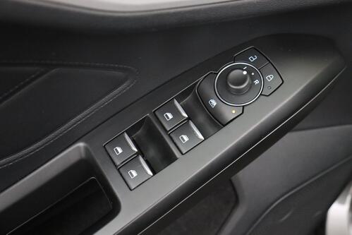 FORD Focus CLIPPER 1.0 i ECOBOOST + GPS + CAMERA + PDC + CRUISE + ALU 