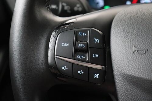 FORD Focus CLIPPER 1.0 i ECOBOOST + GPS + CAMERA + PDC + CRUISE + ALU 