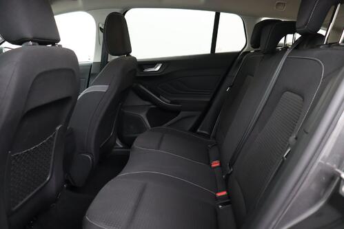 FORD Focus CLIPPER 1.0 i ECOBOOST + GPS + CAMERA + PDC + CRUISE + ALU 