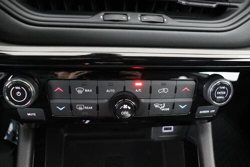 JEEP Compass 1.5 i + A/T + GPS + LEDER + CARPLAY + CAMERA + PDC + CRUISE(ACC) + ALU 