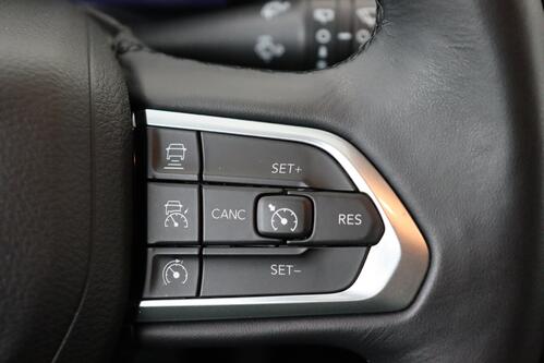 JEEP Compass 1.5 i + A/T + GPS + LEDER + CARPLAY + CAMERA + PDC + CRUISE(ACC) + ALU 