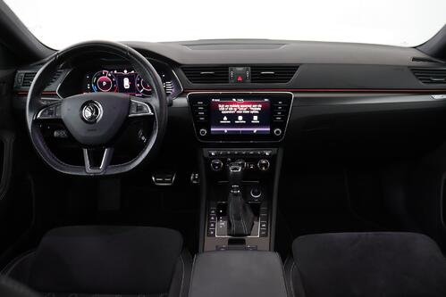 SKODA Superb *COMBI SPORTLINE 1.4TSI iV DSG6 + GPS + CARPLAY + CAMERA + PDC + LEDER/ALCANTARA + PANO DAK + ALU 18