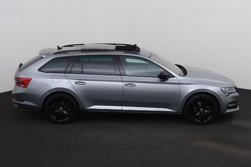 SKODA Superb *COMBI SPORTLINE 1.4TSI iV DSG6 + GPS + CARPLAY + CAMERA + PDC + LEDER/ALCANTARA + PANO DAK + ALU 18