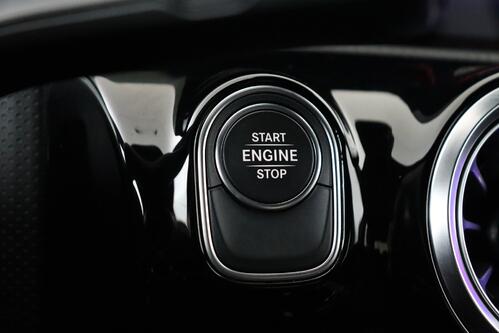 MERCEDES-BENZ A  250 *e LIMOUSINE BUS.SOLUTION iA 8G-DCT + GPS + CARPLAY + CAMERA + PDC + CRUISE(ACC) + LEDER/ALCANTARA + OPEN DKA + ALU 18