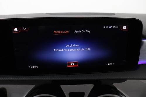 MERCEDES-BENZ A  250 *e LIMOUSINE BUS.SOLUTION iA 8G-DCT + GPS + CARPLAY + CAMERA + PDC + CRUISE(ACC) + LEDER/ALCANTARA + OPEN DKA + ALU 18