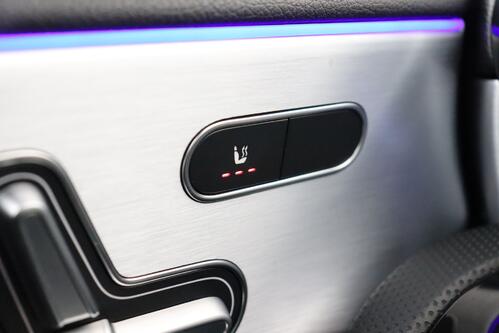 MERCEDES-BENZ A  250 *e LIMOUSINE BUS.SOLUTION iA 8G-DCT + GPS + CARPLAY + CAMERA + PDC + CRUISE(ACC) + LEDER/ALCANTARA + OPEN DKA + ALU 18