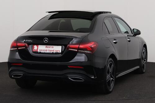 MERCEDES-BENZ A  250 *e LIMOUSINE BUS.SOLUTION iA 8G-DCT + GPS + CARPLAY + CAMERA + PDC + CRUISE(ACC) + LEDER/ALCANTARA + OPEN DKA + ALU 18