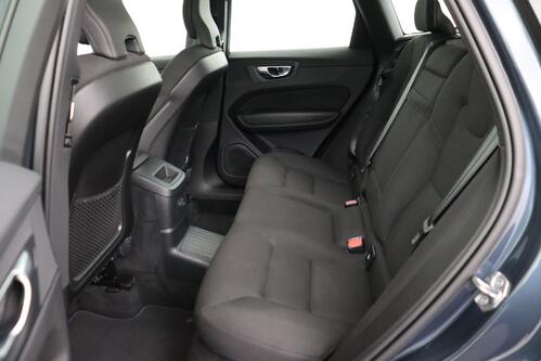 VOLVO XC60 *INSCRIPTION EXPR.2.0T6 RECHARGE e-AWD GEARTRONIC + GPS + CARPLAY + CAMERA +PDC + PANO DAK + CRUISE + ALU 18