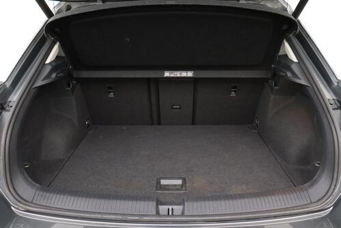 VOLKSWAGEN T-Roc *UNITED 1.0TSI + GPS + CARPLAY + PDC + CRUISE (ACC) + ALU 17