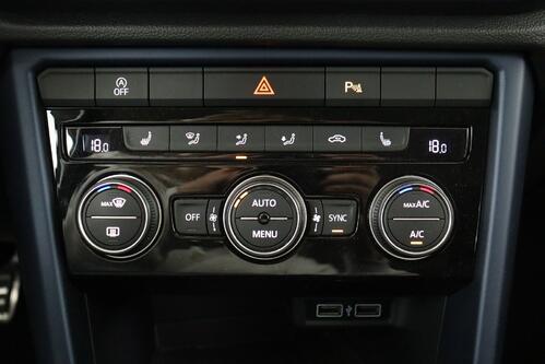 VOLKSWAGEN T-Roc *UNITED 1.0TSI + GPS + CARPLAY + PDC + CRUISE (ACC) + ALU 17