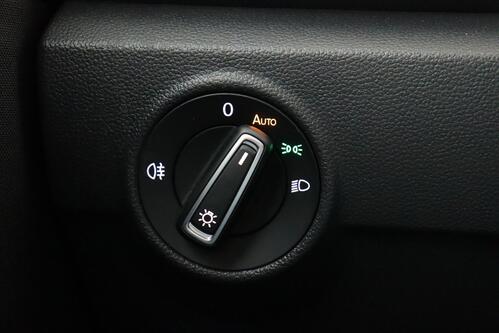 VOLKSWAGEN T-Roc *UNITED 1.0TSI + GPS + CARPLAY + PDC + CRUISE (ACC) + ALU 17