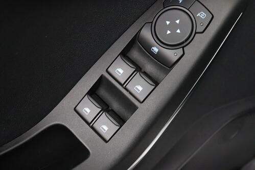 FORD Fiesta *TITANIUM 1.0i ECOBOOST mHEV + GPS + PDC + CRUISE + ALU 16