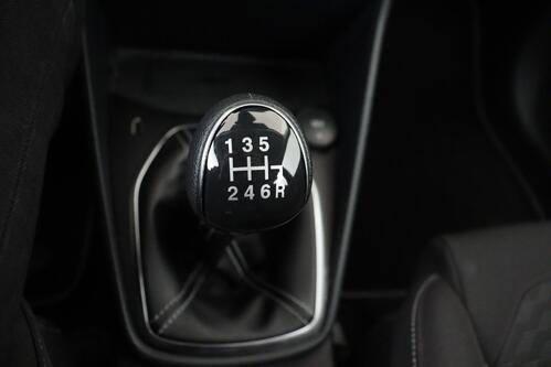 FORD Fiesta *TITANIUM 1.0i ECOBOOST mHEV + GPS + PDC + CRUISE + ALU 16