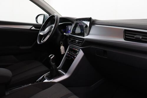 VOLKSWAGEN T-Roc *LIFE 1.0TSI + GPS + CARPLAY + CAMERA + PDC + CRUISE(ACC) + ALU 16 + TREKHAAK 