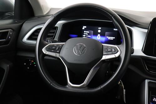 VOLKSWAGEN T-Roc *LIFE 1.0TSI + GPS + CARPLAY + CAMERA + PDC + CRUISE(ACC) + ALU 16 + TREKHAAK 