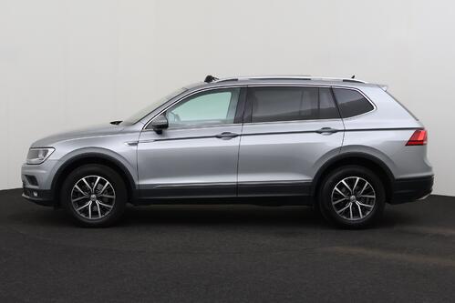 VOLKSWAGEN Tiguan *COMFORTLINE 1.5TSI ACT DSG7 + GPS + LEDER + CARPLAY + CAMERA + PDC + PANO DAK + CRUISE(ACC) + ALU 17 + TREKHAAK 