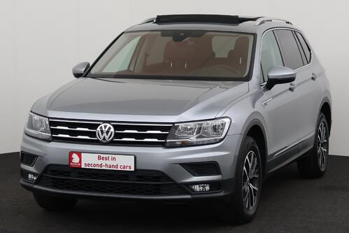 VOLKSWAGEN Tiguan *COMFORTLINE 1.5TSI ACT DSG7 + GPS + LEDER + CARPLAY + CAMERA + PDC + PANO DAK + CRUISE(ACC) + ALU 17 + TREKHAAK 