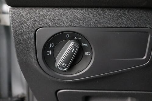 VOLKSWAGEN Tiguan *COMFORTLINE 1.5TSI ACT DSG7 + GPS + LEDER + CARPLAY + CAMERA + PDC + PANO DAK + CRUISE(ACC) + ALU 17 + TREKHAAK 