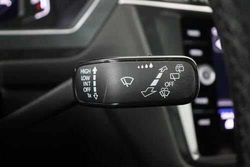 VOLKSWAGEN Tiguan *COMFORTLINE 1.5TSI ACT DSG7 + GPS + LEDER + CARPLAY + CAMERA + PDC + PANO DAK + CRUISE(ACC) + ALU 17 + TREKHAAK 