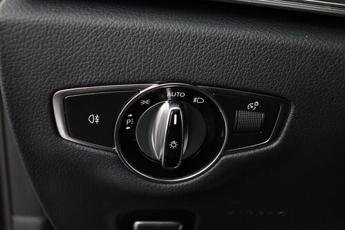 MERCEDES-BENZ E 300 *e BUS.SOLUTION iA 9G-TRONIC + GPS + LEDER + CARPLAY + CAMERA + PDC + CRUISE + ALU 18