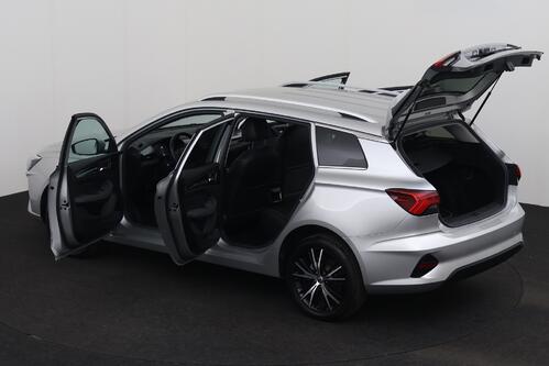 MG MG5 EXTENDED RANGE  61kWh + A/T + GPS + CAMERA + PDC + CRUISE (ACC) + ALU 